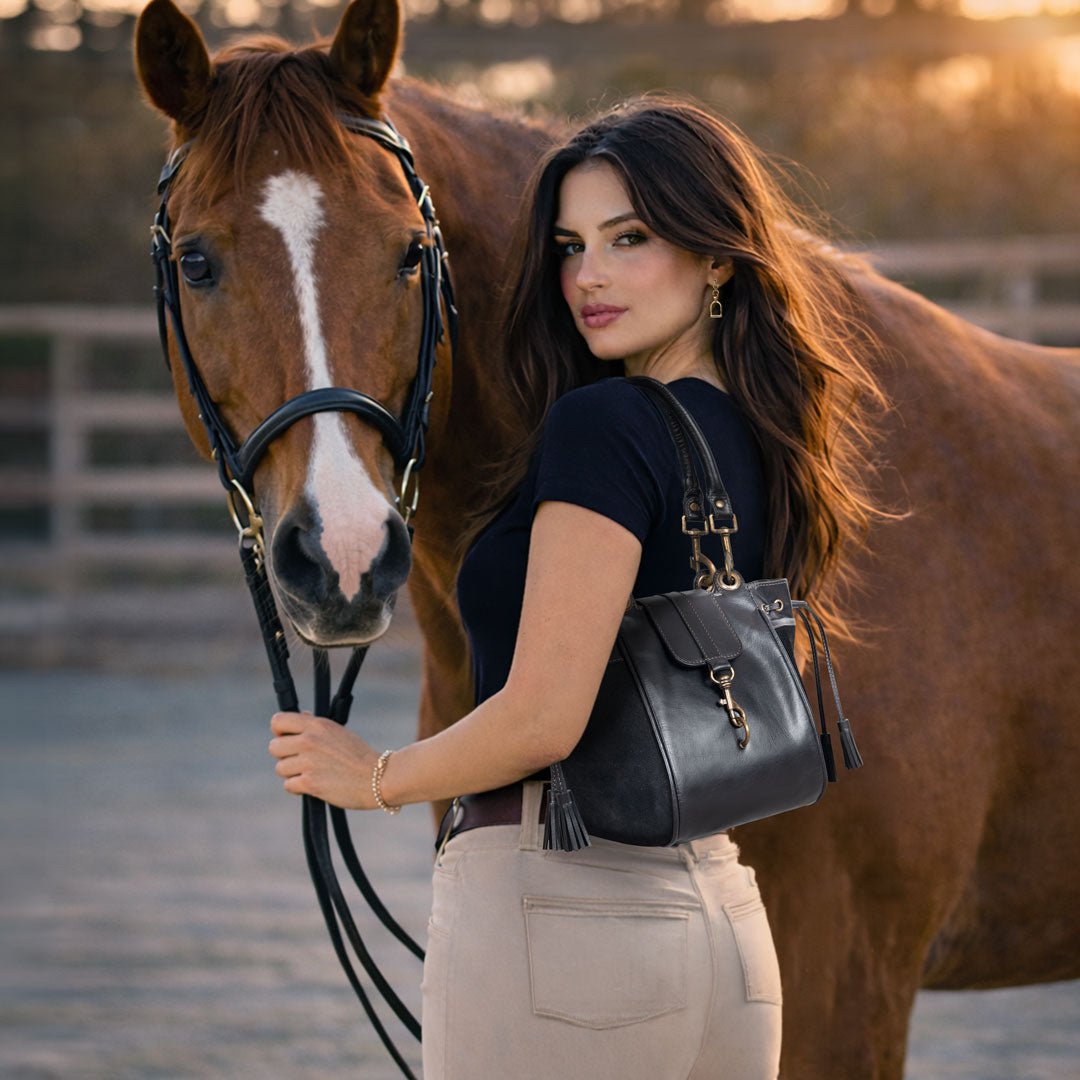 Cassidy - Luxury Leather Bucket Handbag in Cognac
