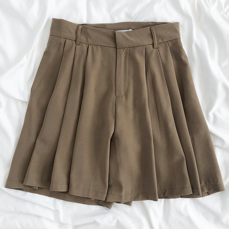 High-Waisted Pleated Wide-Leg Pants for a Chic Look